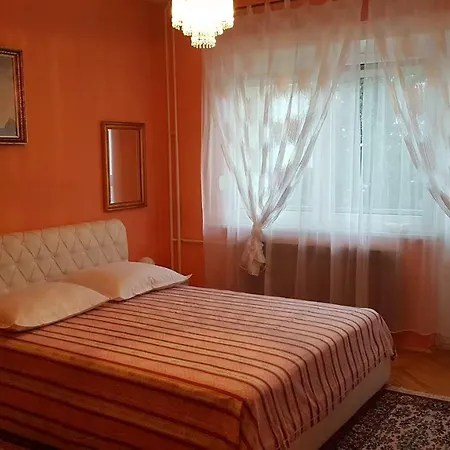 Anita - One Bedroom With Garden Apartament