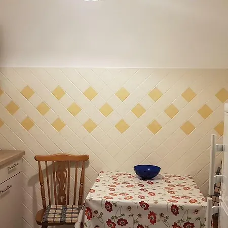 Anita - One Bedroom With Garden Apartament