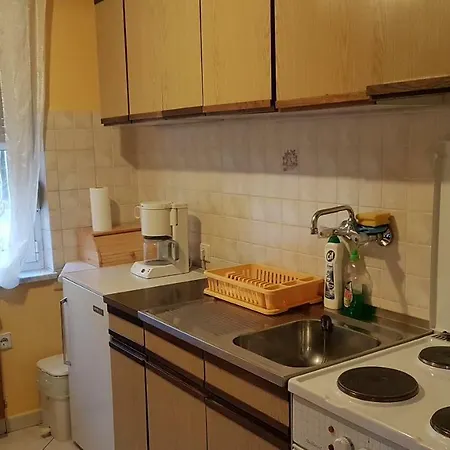 Anita - One Bedroom With Garden Apartman *