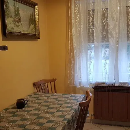 Apartman Anita - One Bedroom With Garden